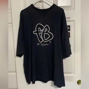 Fubu tee size XXL